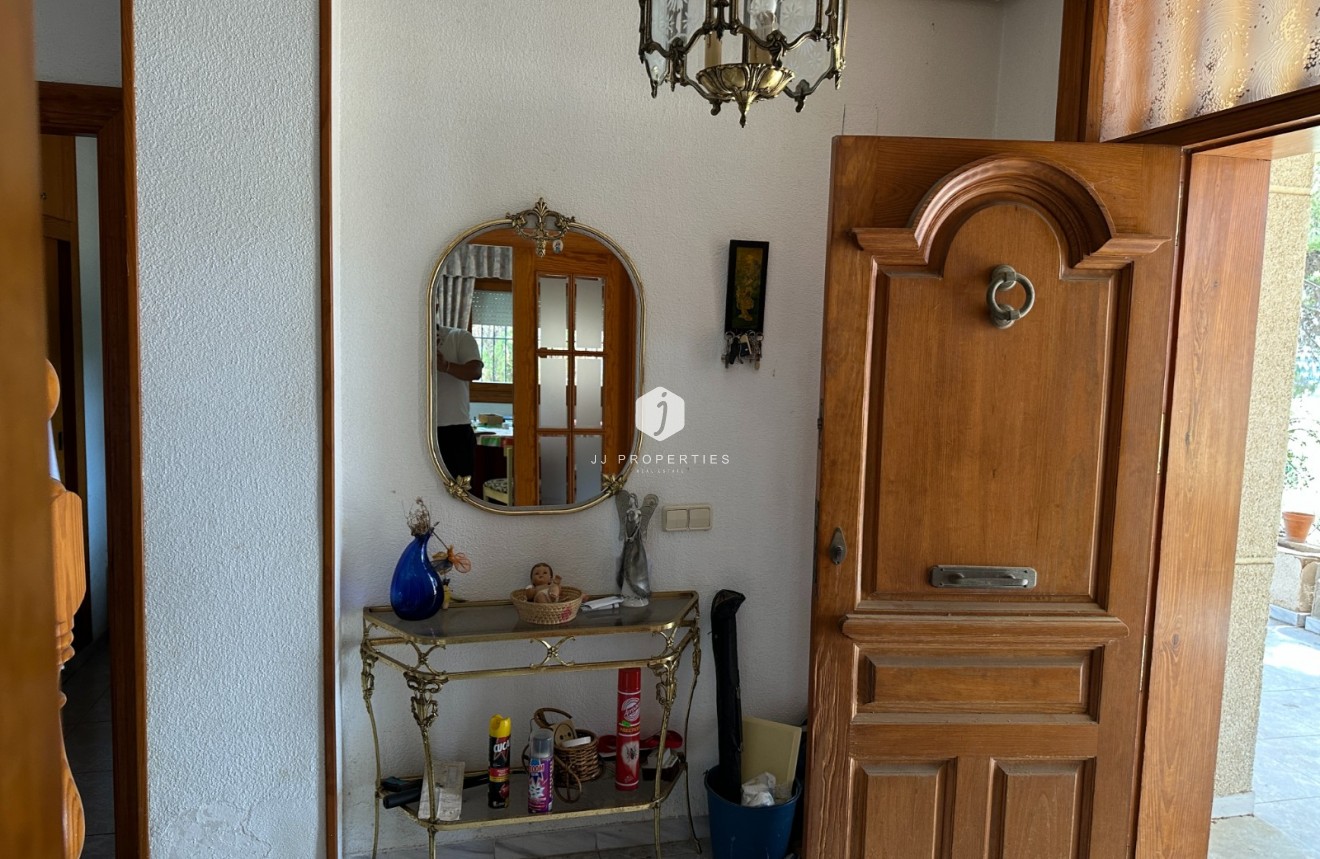 Z drugiej ręki - Villa -
Torrevieja - Costa Blanca