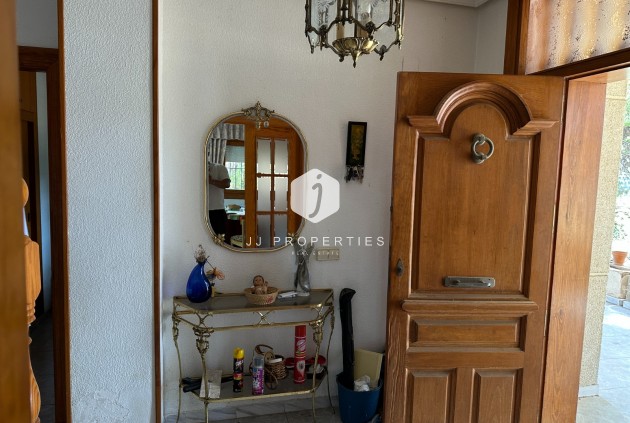 Z drugiej ręki - Villa -
Torrevieja - Costa Blanca