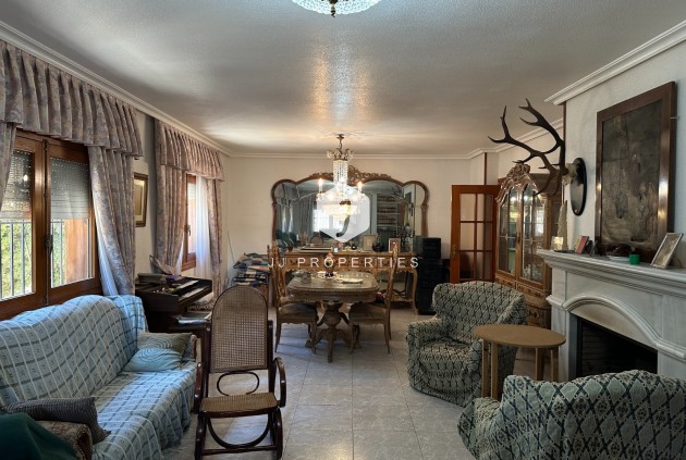 Z drugiej ręki - Villa -
Torrevieja - Costa Blanca