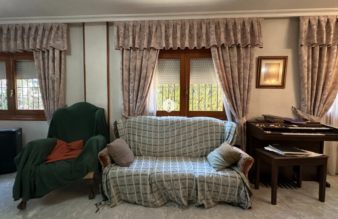 Z drugiej ręki - Villa -
Torrevieja - Costa Blanca