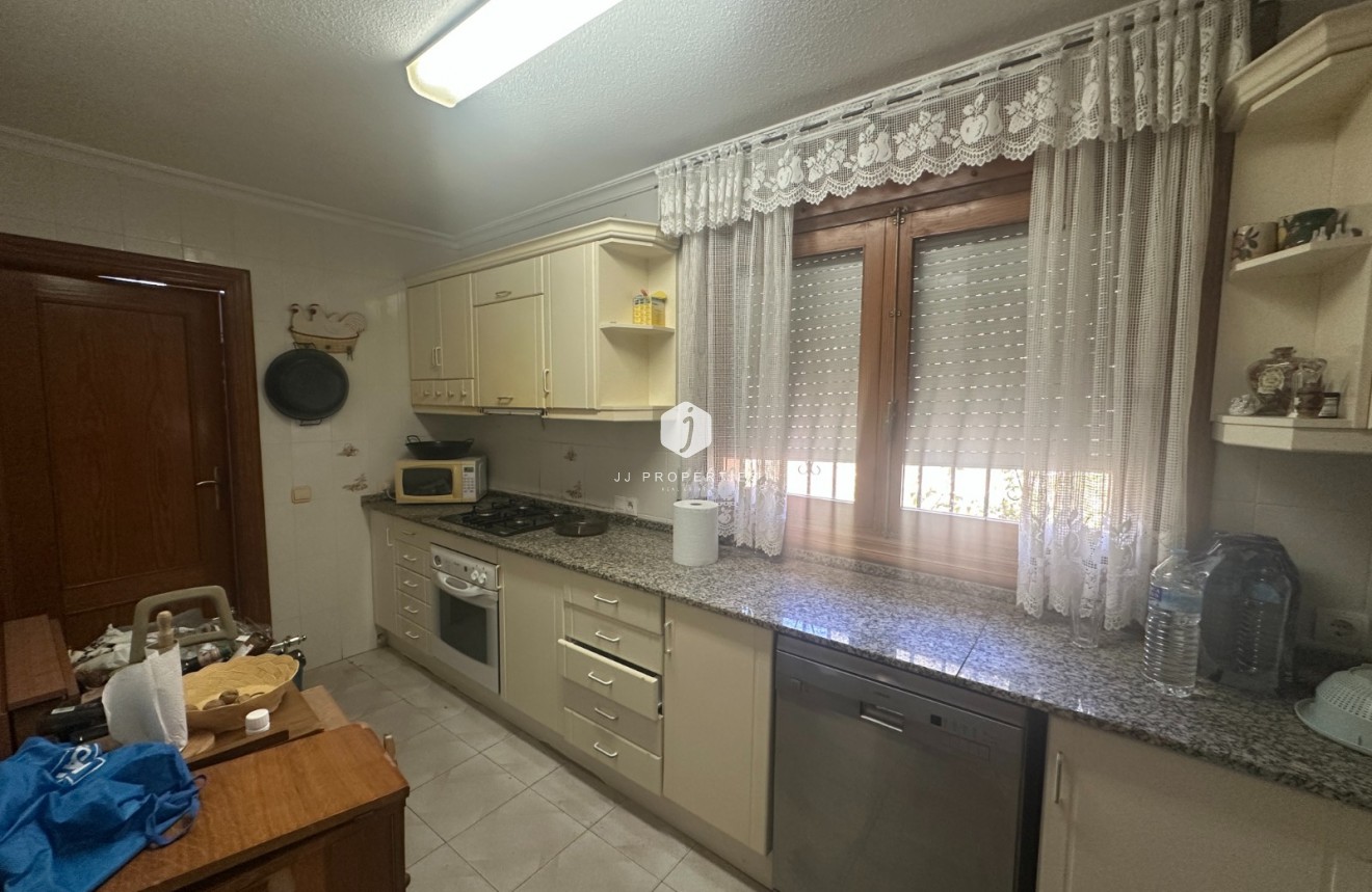 Z drugiej ręki - Villa -
Torrevieja - Costa Blanca