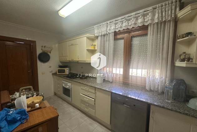 Z drugiej ręki - Villa -
Torrevieja - Costa Blanca