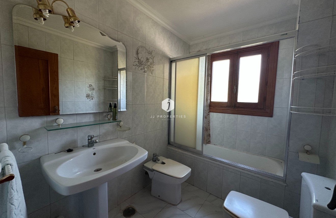 Z drugiej ręki - Villa -
Torrevieja - Costa Blanca