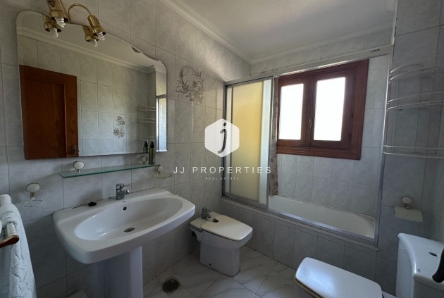 Z drugiej ręki - Villa -
Torrevieja - Costa Blanca