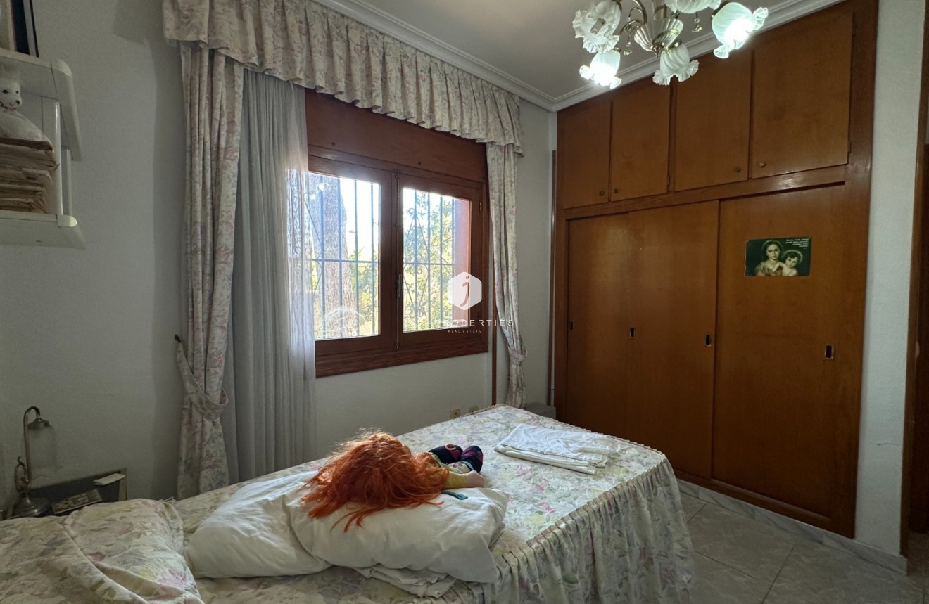 Z drugiej ręki - Villa -
Torrevieja - Costa Blanca