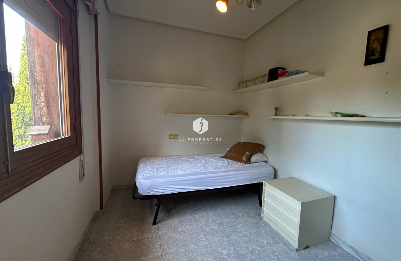 Z drugiej ręki - Villa -
Torrevieja - Costa Blanca