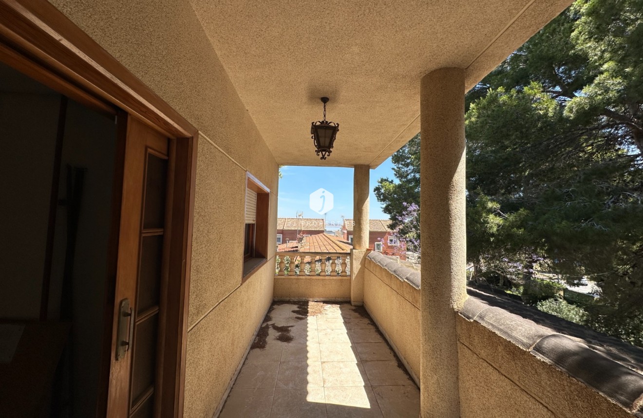 Z drugiej ręki - Villa -
Torrevieja - Costa Blanca