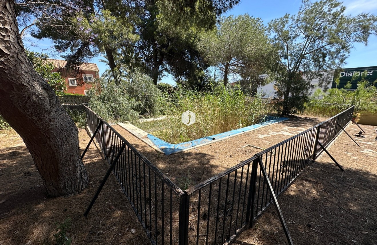 Z drugiej ręki - Villa -
Torrevieja - Costa Blanca