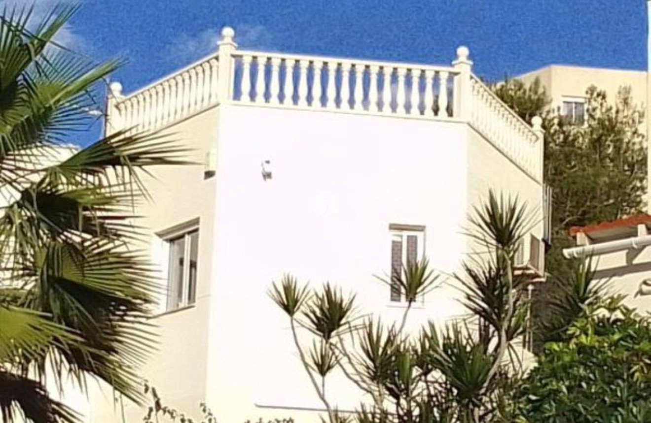 Aus zweiter Hand - Wohnung -
San Miguel de Salinas - Inland