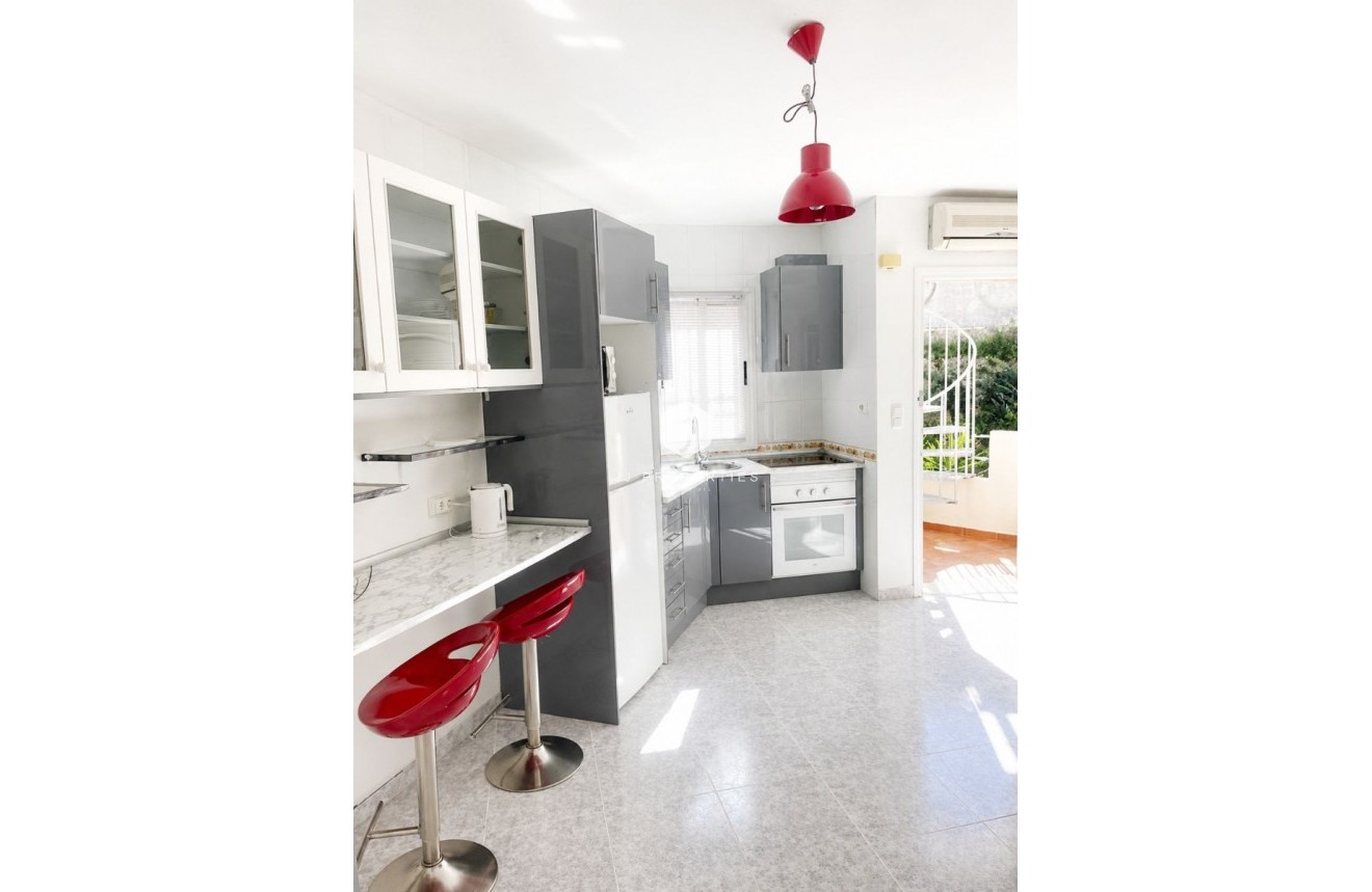 Aus zweiter Hand - Wohnung -
San Miguel de Salinas - Inland
