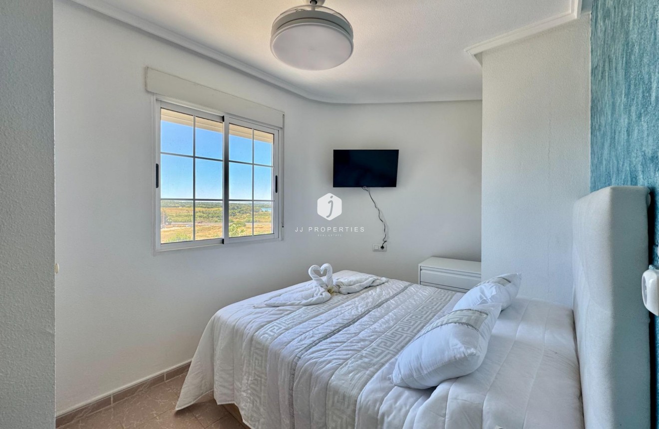 Resale - Apartment / flat -
Torrevieja - Gaspar Perrelló
