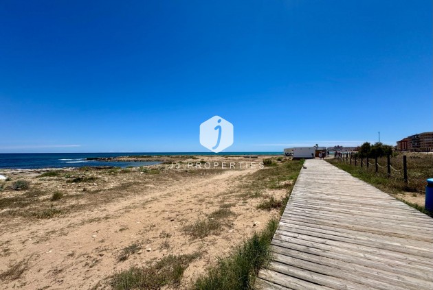 Resale - Apartment / flat -
Torrevieja - Gaspar Perrelló