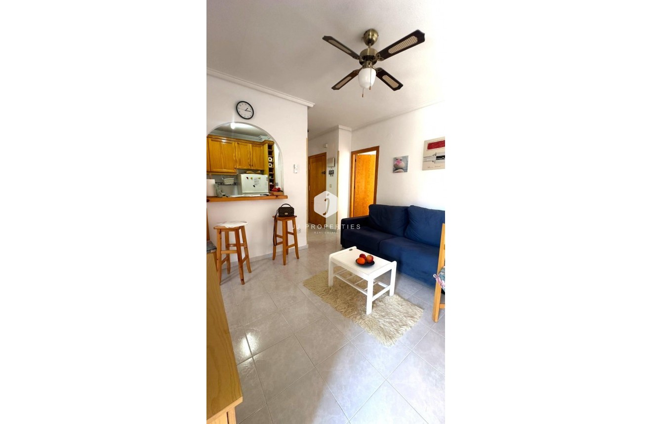 Resale - Apartment / flat -
Torrevieja - Acequion