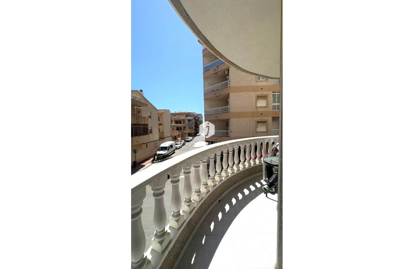 Resale - Apartment / flat -
Torrevieja - Acequion