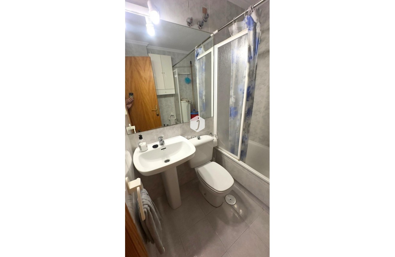 Resale - Apartment / flat -
Torrevieja - Acequion