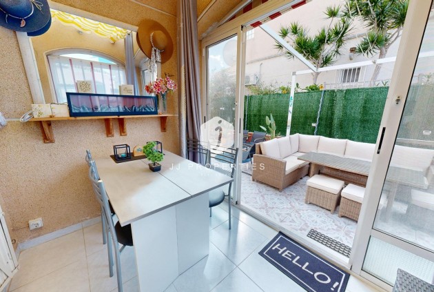 Resale - Chalet -
San Miguel de Salinas - 03193