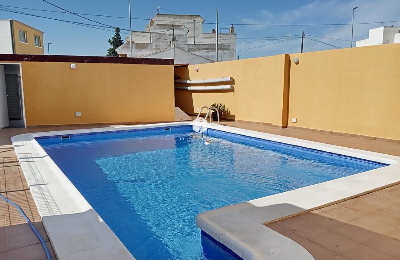Segunda mano - Chalet -
Los Montesinos - PUEBLO CENTRO