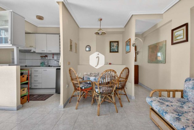 Tweedehands - Appartement / flat -
Punta Prima - Costa Blanca