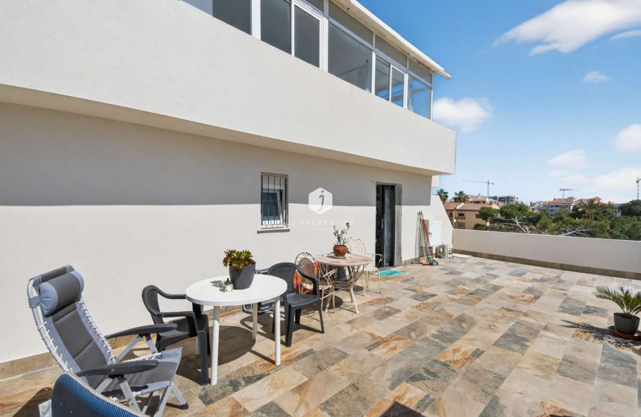 Tweedehands - Appartement / flat -
Punta Prima - Costa Blanca