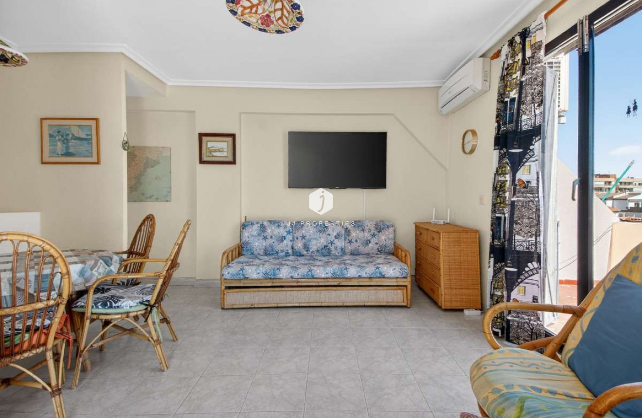 Tweedehands - Appartement / flat -
Punta Prima - Costa Blanca