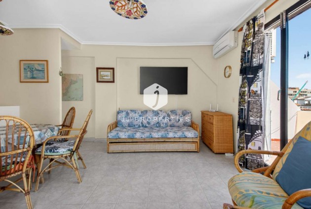Tweedehands - Appartement / flat -
Punta Prima - Costa Blanca