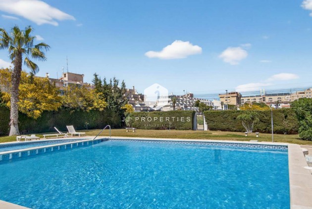 Tweedehands - Appartement / flat -
Punta Prima - Costa Blanca