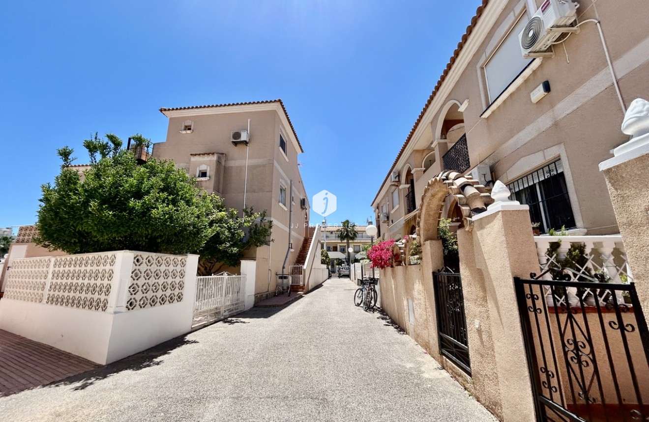 D'occasion - Attique -
La Zenia - Costa Blanca