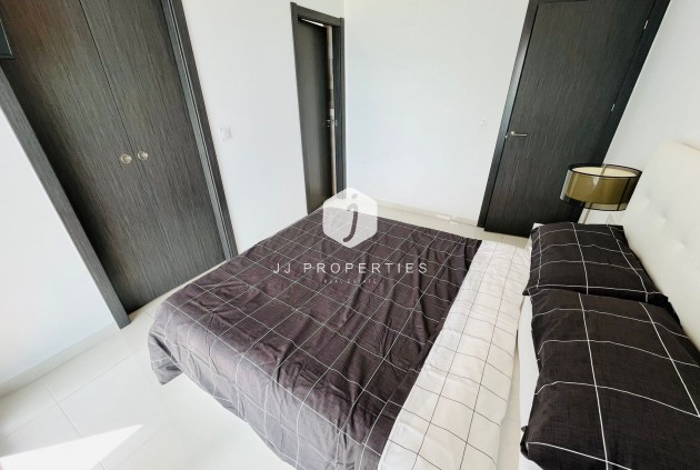 Resale - Apartment / flat -
Punta Prima - Costa Blanca