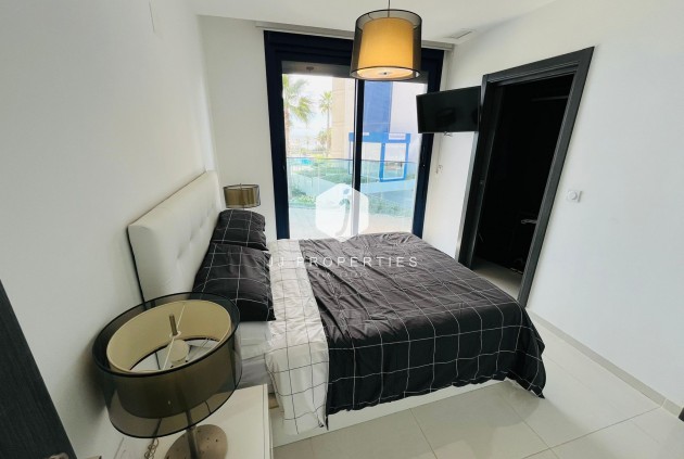 Resale - Apartment / flat -
Punta Prima - Costa Blanca