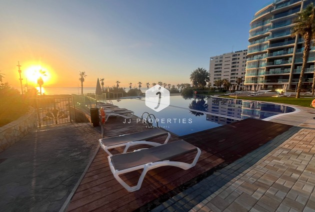 Resale - Apartment / flat -
Punta Prima - Costa Blanca