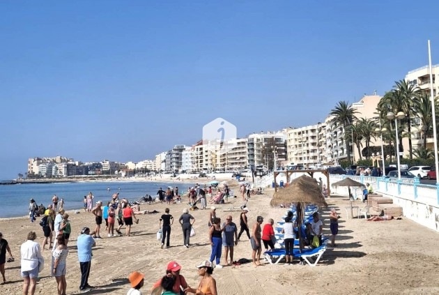 D'occasion - Appartement -
Torrevieja - Centro