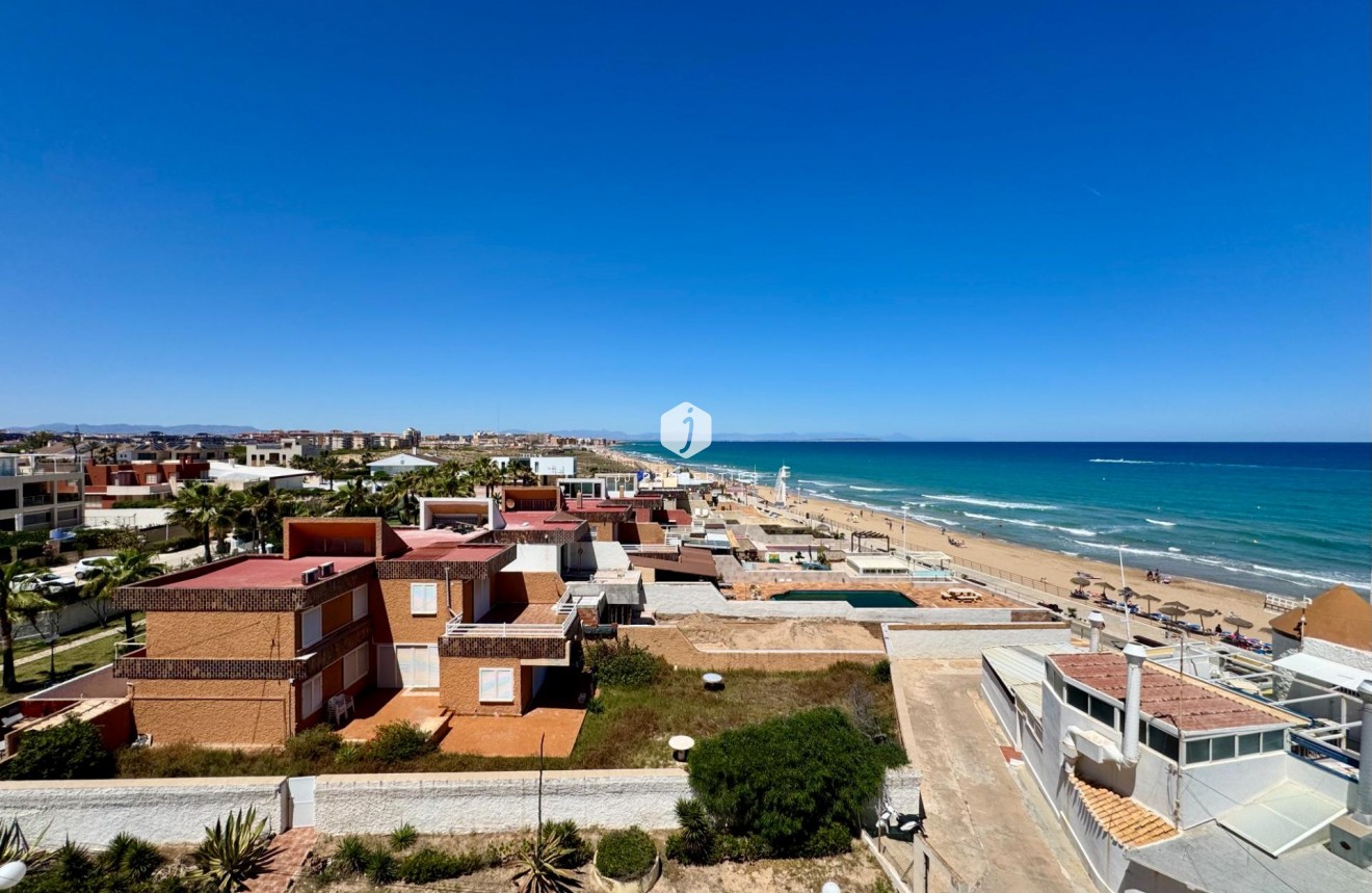 Z drugiej ręki - Mieszkanie w bloku -
Torrevieja - Torre la mata