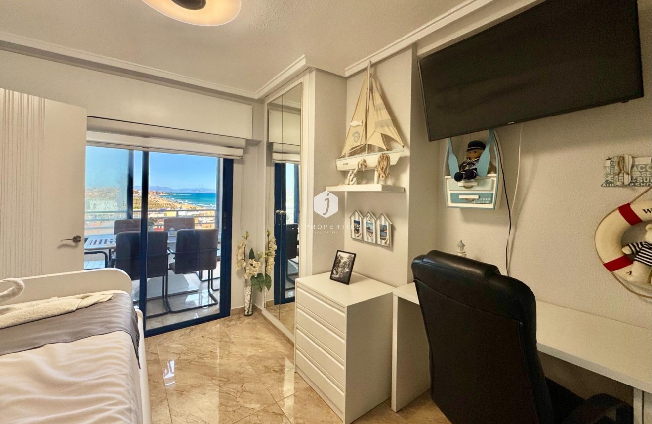 Z drugiej ręki - Mieszkanie w bloku -
Torrevieja - Torre la mata