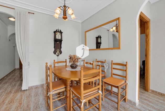 D'occasion - Appartement -
Torrevieja - Playa de los locos