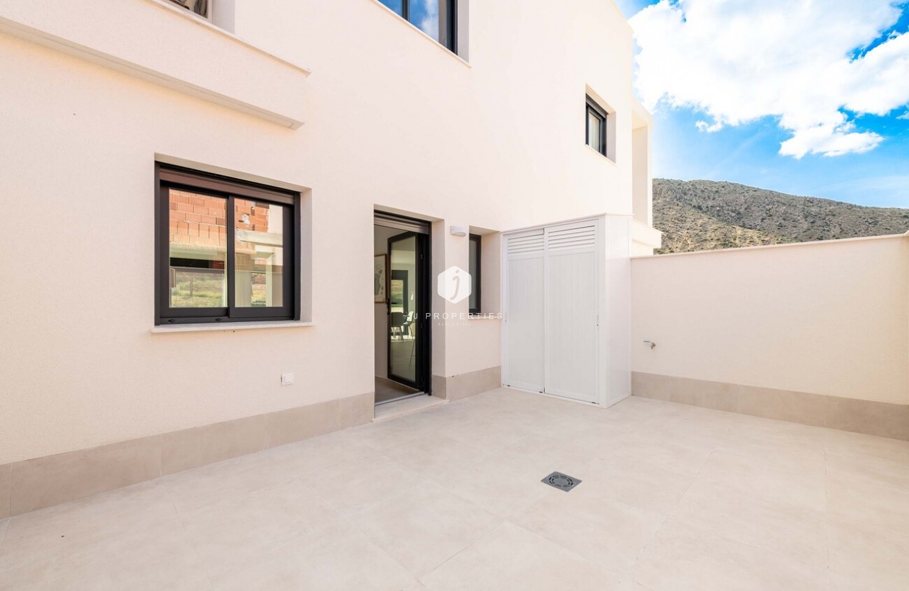 Resale - Villa -
Cox - Costa Blanca