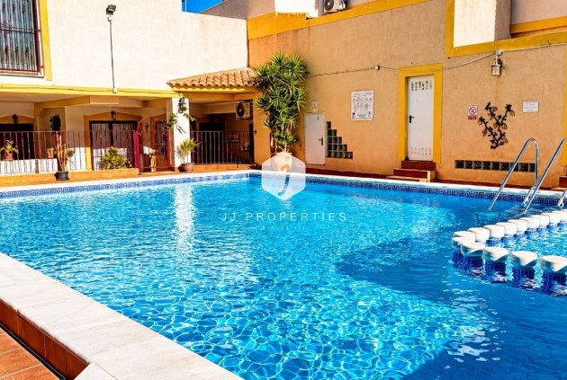 Aus zweiter Hand - Wohnung -
La Zenia - Costa Blanca