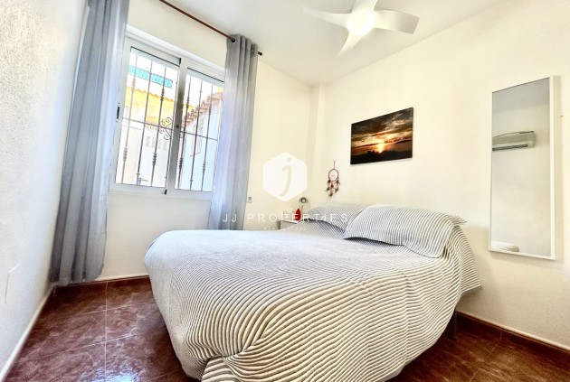 Aus zweiter Hand - Wohnung -
La Zenia - Costa Blanca