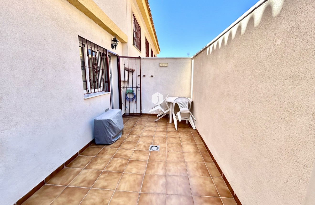 Aus zweiter Hand - Wohnung -
La Zenia - Costa Blanca
