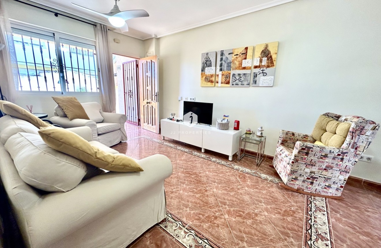 Aus zweiter Hand - Wohnung -
La Zenia - Costa Blanca