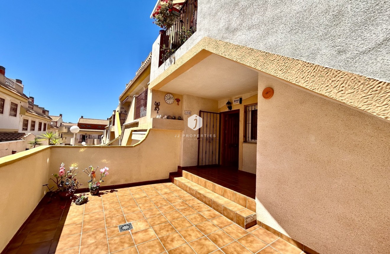Aus zweiter Hand - Wohnung -
La Zenia - Costa Blanca