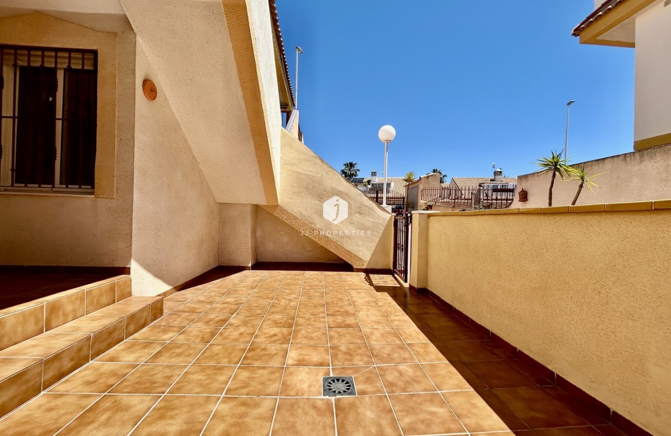 Aus zweiter Hand - Wohnung -
La Zenia - Costa Blanca