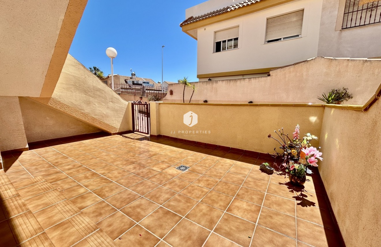 Aus zweiter Hand - Wohnung -
La Zenia - Costa Blanca