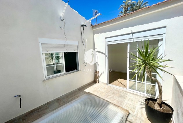 Tweedehands - Chalet -
Daya Vieja - Costa Blanca