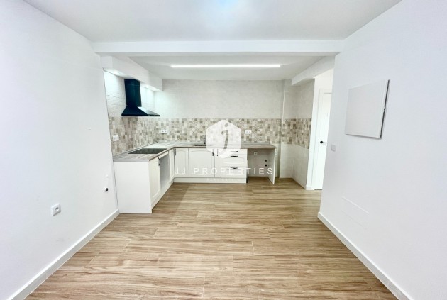 Tweedehands - Chalet -
Daya Vieja - Costa Blanca
