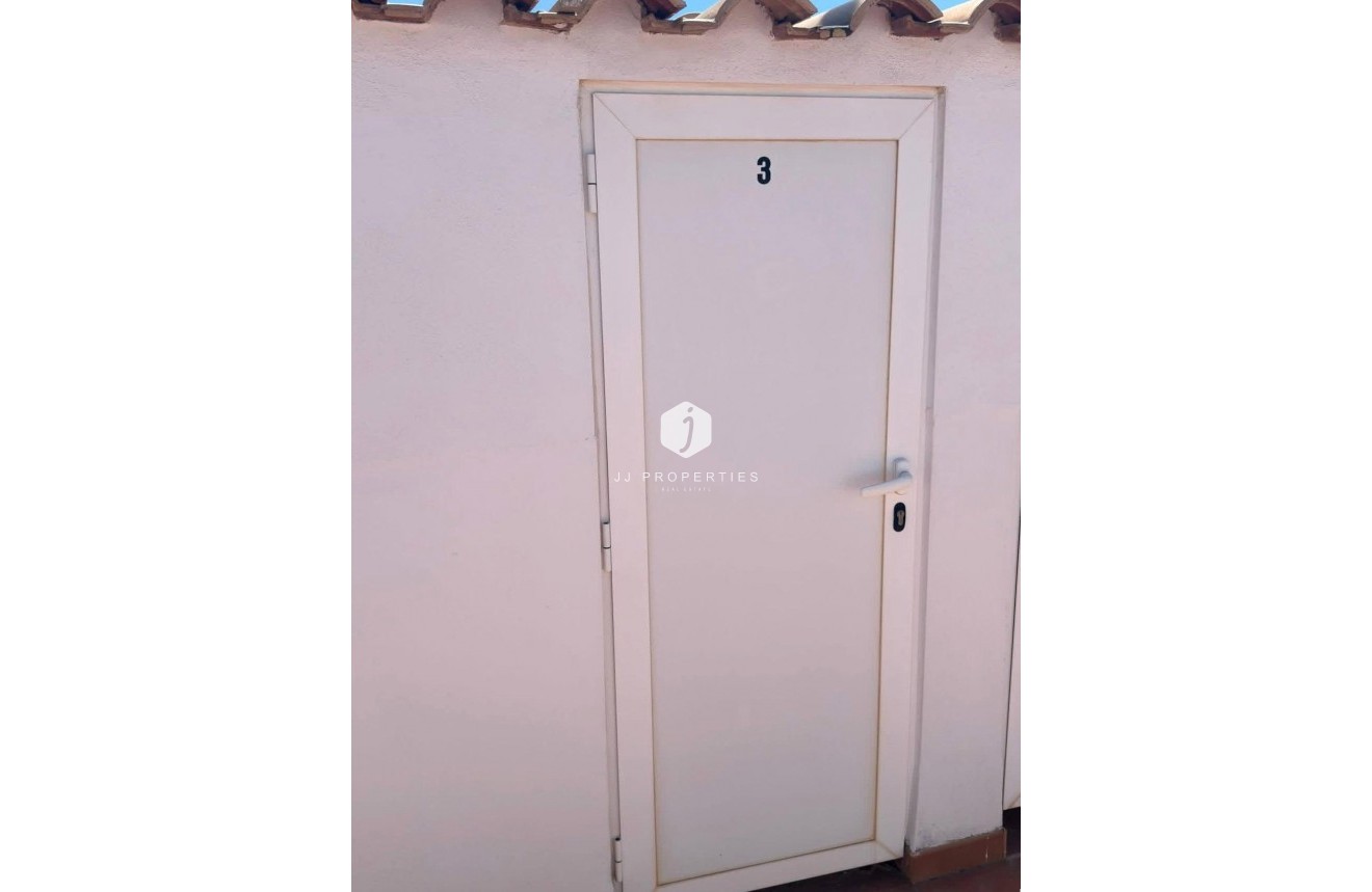 Resale - Apartment / flat -
Torrevieja - Nueva Torrevieja