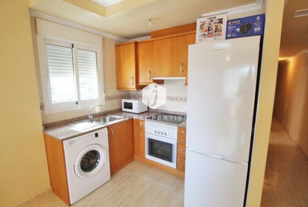 D'occasion - Appartement -
Guardamar del Segura - puerto deportivo