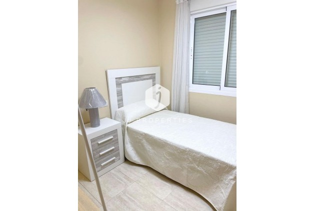 D'occasion - Appartement -
Guardamar del Segura - puerto deportivo