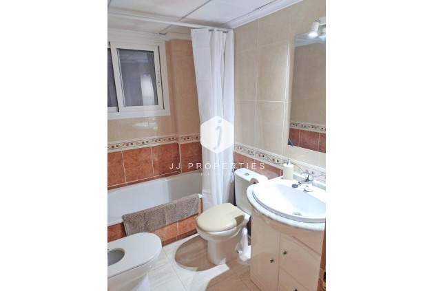 D'occasion - Appartement -
Guardamar del Segura - puerto deportivo