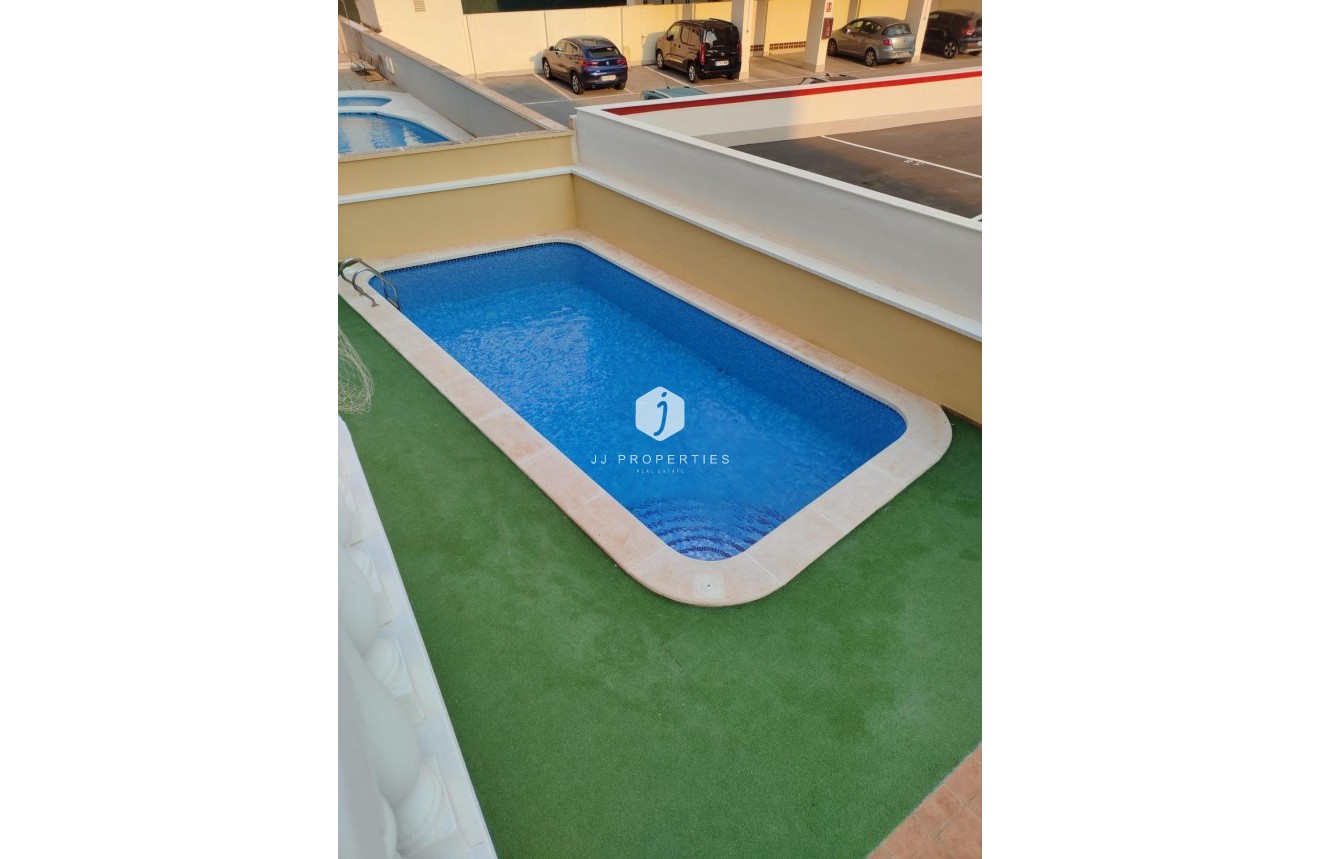 D'occasion - Appartement -
Guardamar del Segura - puerto deportivo