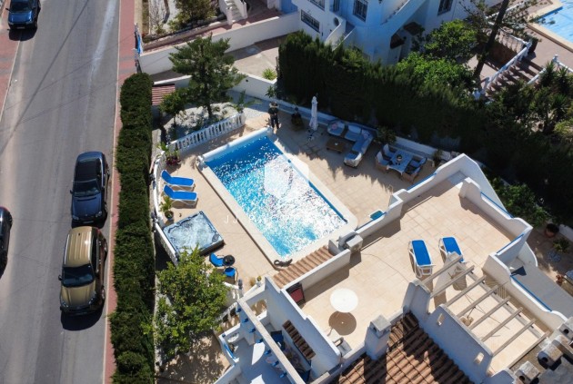 Resale - Chalet -
Torrevieja - Los Balcones